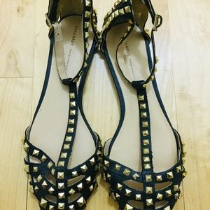 Zara like new gold studded sandals black leather